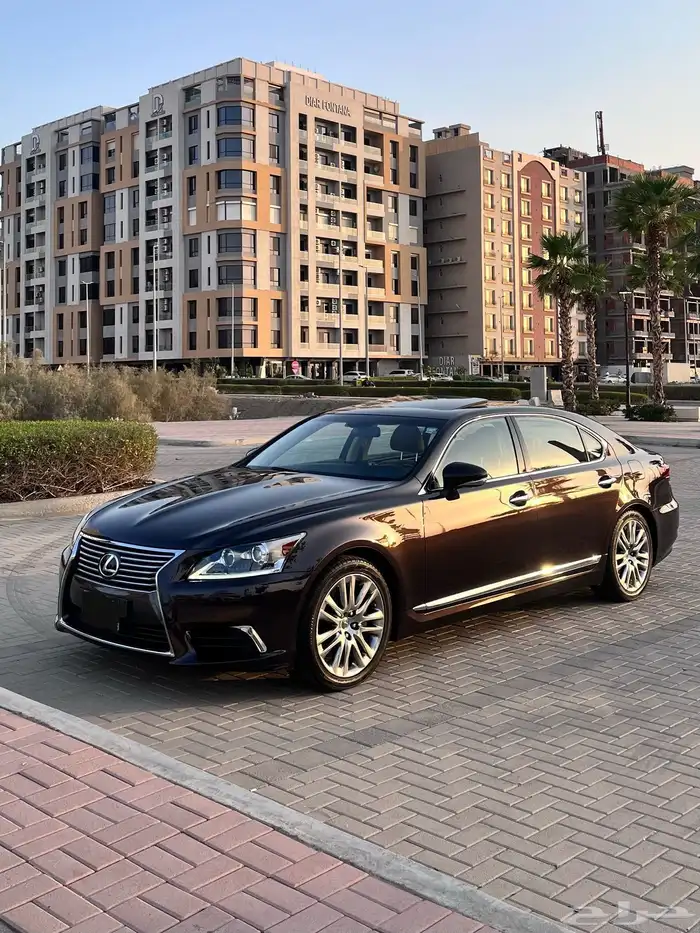 لكزس LS 460L مخزن 1