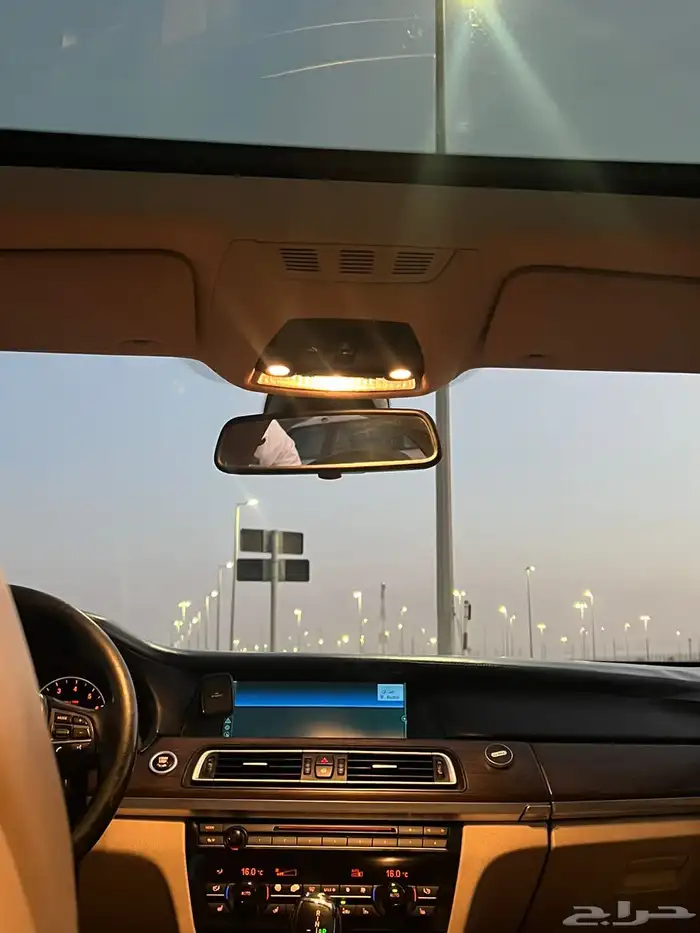 بي ام 750 أعلى فئة موديل 2011 4