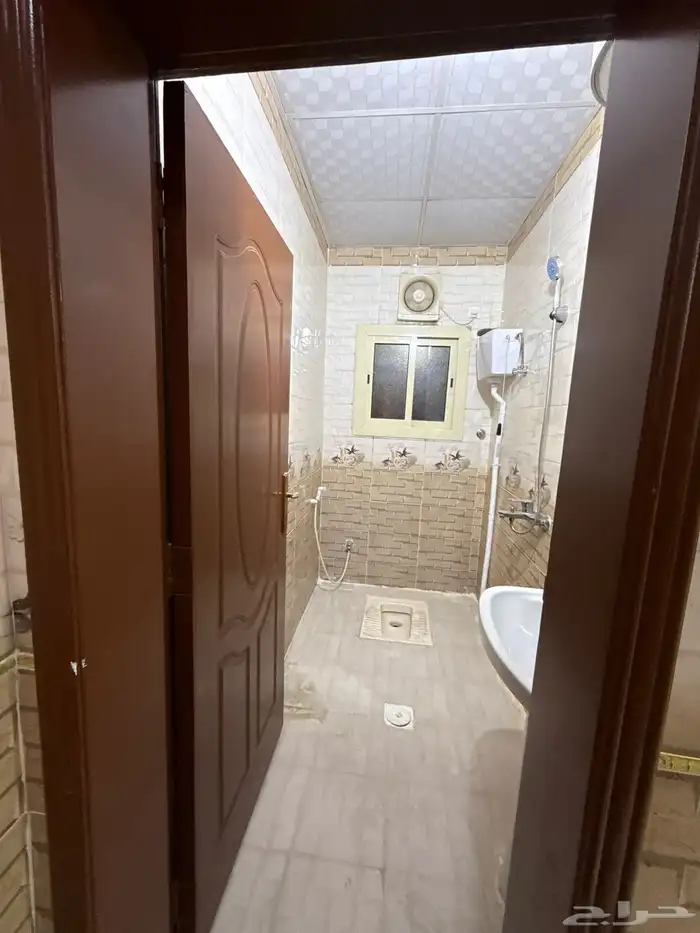 شقة للايجار الشرايع مخطط 11 خمس غرف 2