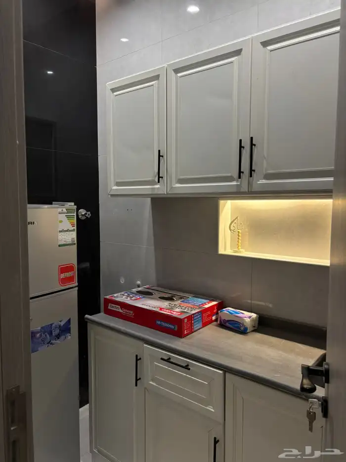 شقق مفروشة فخمة إيجار شهري في شارع السبعين 6