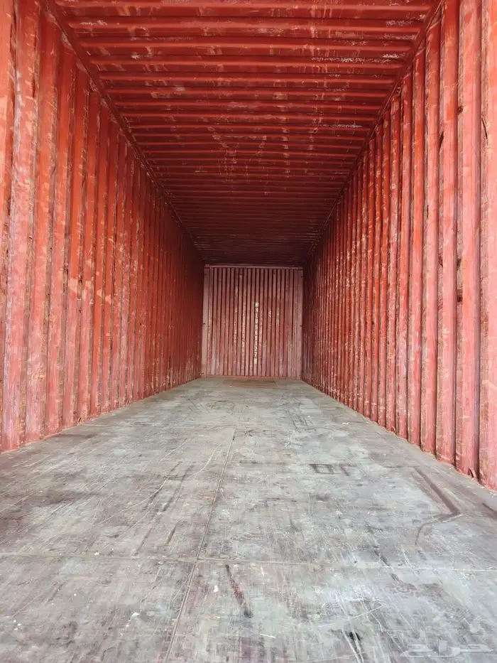 كونتينرات   حاويات مقاس 20 و 40 8