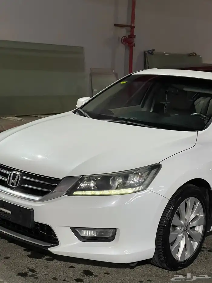 هواند اكورد 17