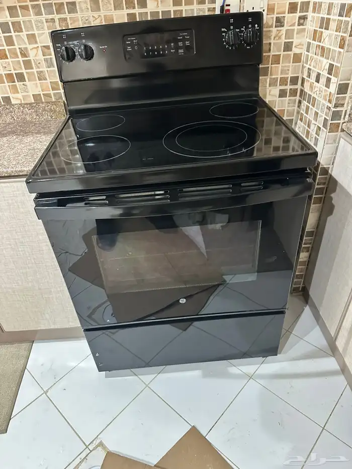 للبيع فرن كهربائي جنرال 0