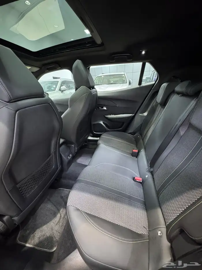 للبيع  بيجو 2008 GT موديل 2025 (رمادي) 3