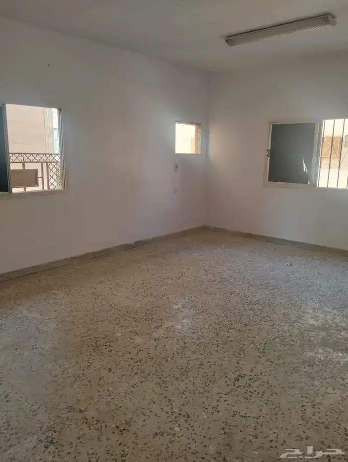 شقه لليجار 4