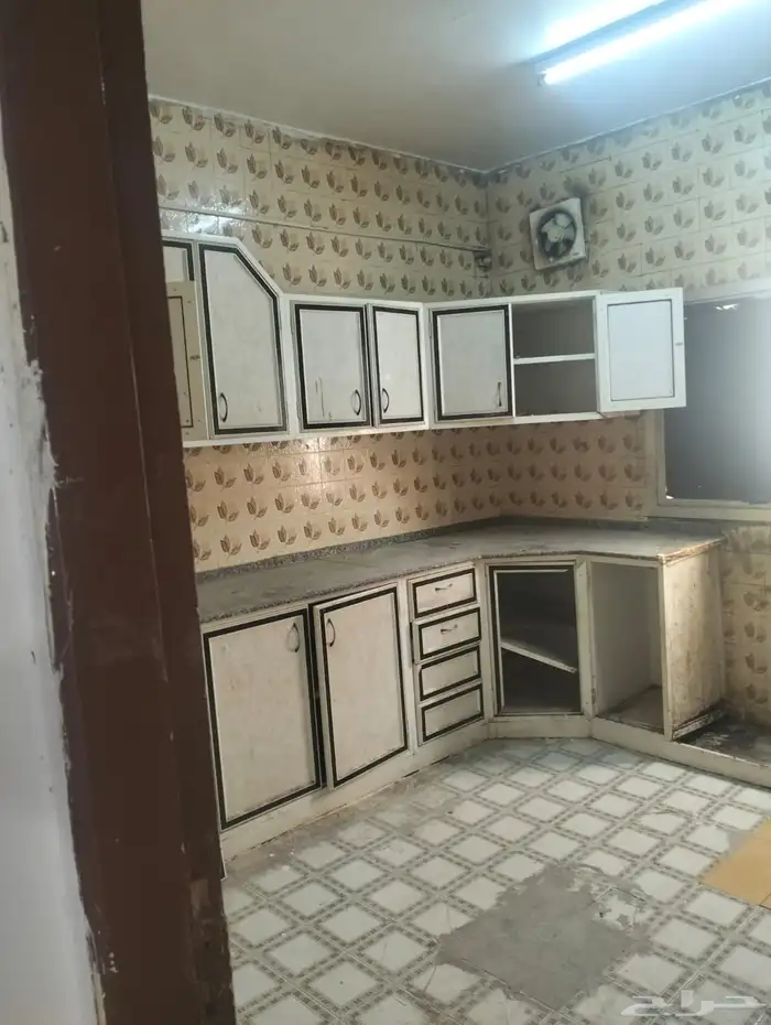 شقه لليجار 7