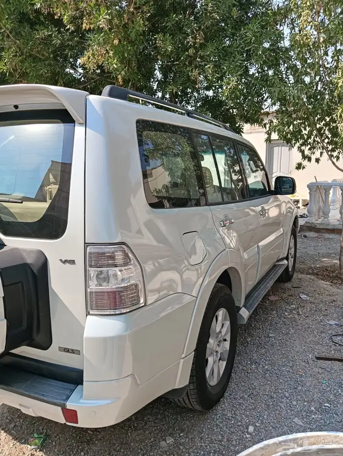 ميتسوبيشي باجيرو 2011 للبيع 3