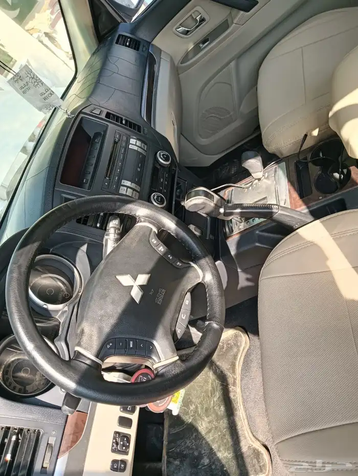 ميتسوبيشي باجيرو 2011 للبيع 7