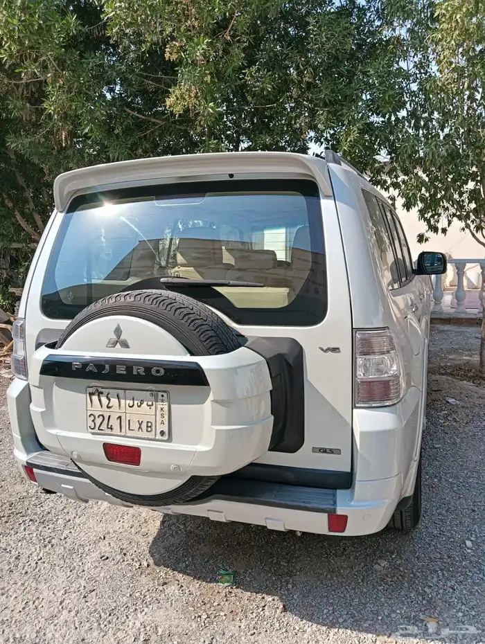 ميتسوبيشي باجيرو 2011 للبيع 4