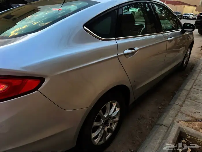 فورد فيوجن فضي 2016 6