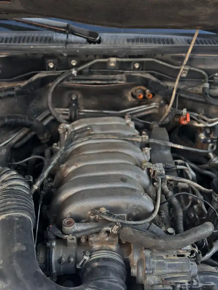 للبيع لاند vxr2002 4