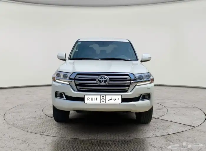 لاندكروزر GXR 2021 3