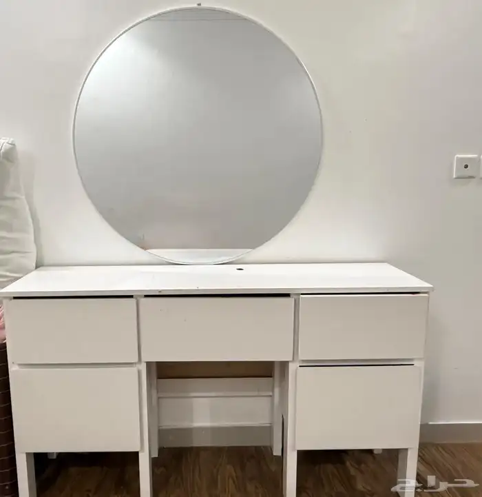 2 سرير. وتسريحه 0