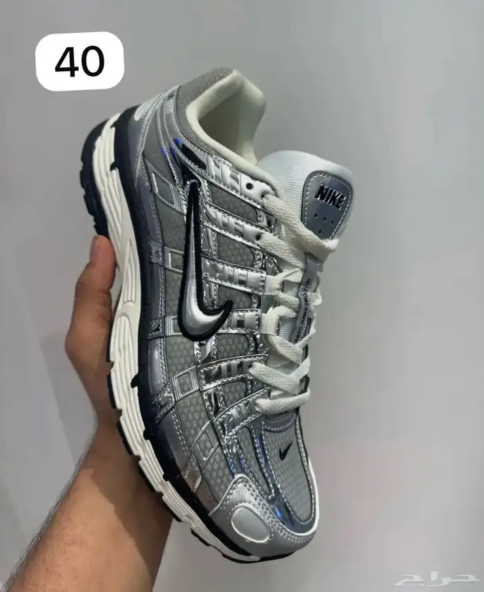 شوزات واحذيه رياضية وشنط ماستر صناعه إيطالي 60