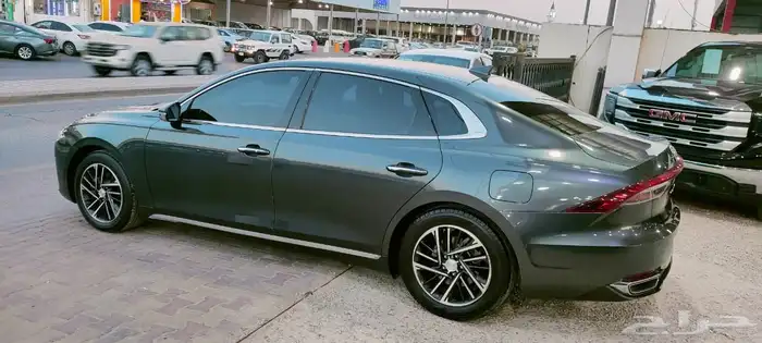 للبيع ازيرا 2021 بنزين وارد كوريا 3