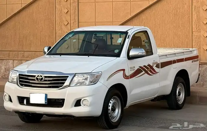 تيوتا هايلوكس 2013 1