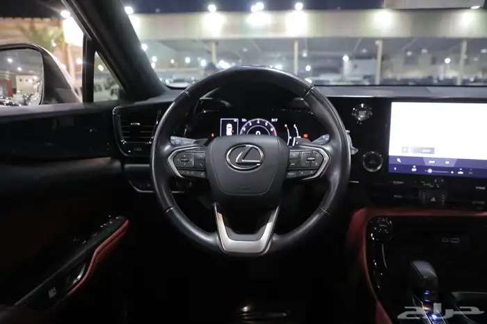 لكزس NX350 بنزين 2024 شبه الجديد 16
