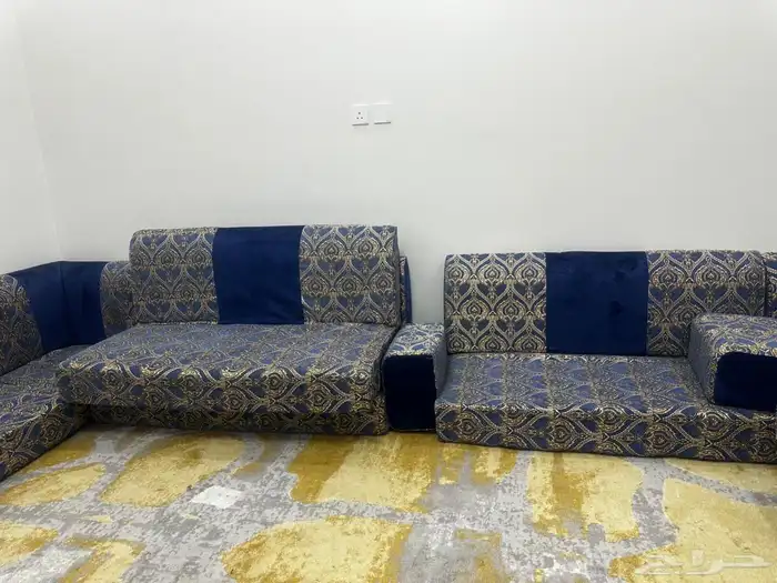 جلسة ارضيه 0