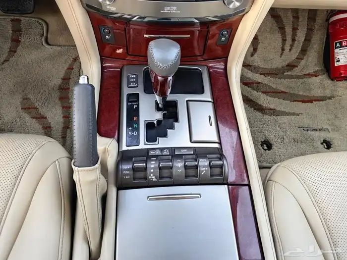 جيب لكزس 2013 570 24