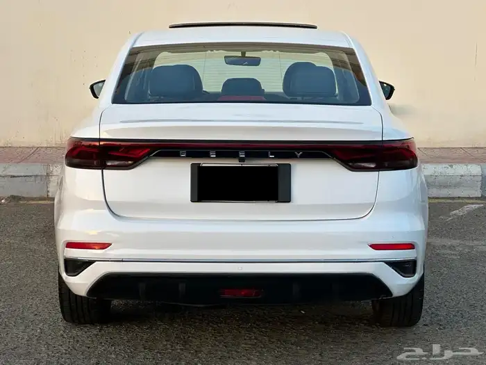 جيلي امجراند 7 فل لدينا مجوعة من 10 سيارات السعر 29000 28