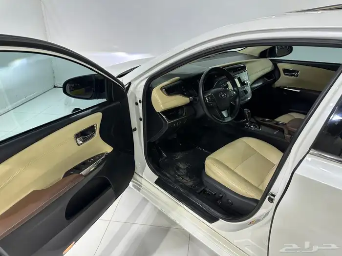 تويوتا افالون 2016 XLE سعودي 11