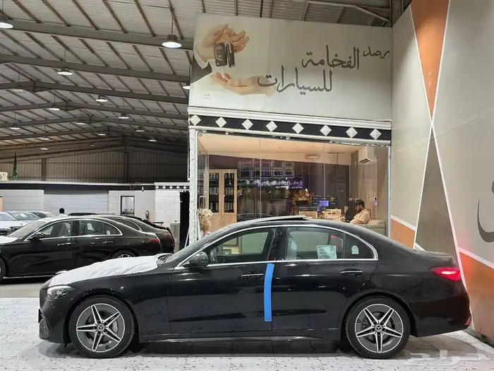مرسيدس C200 2025 اصفار . رصد الفخامة 7