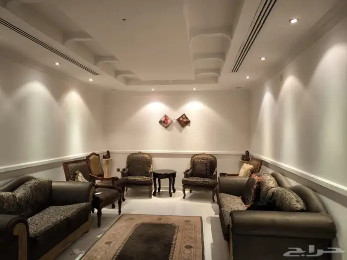 للبيع فلة بناء شخصي درج صالة الرياض حي الصحافة 3.950.000 0