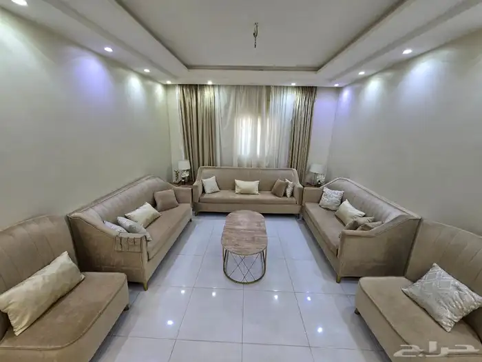 كنب مع الستارةللبيع 9اشخاص 6