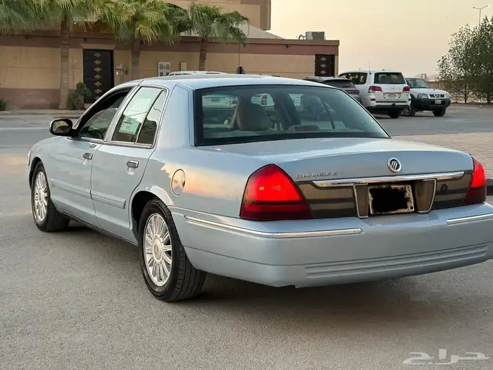 جراند ماركيز 2009 للبيع 18