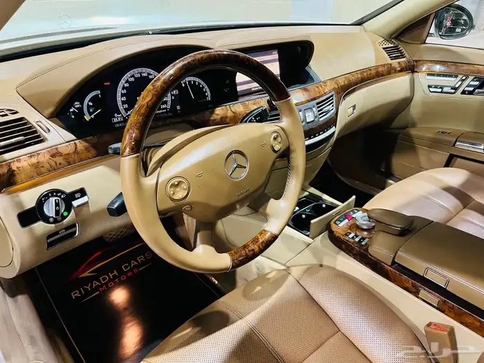 مرسيدس 2007 S500 فتحة (بحالة ممتازة) 4