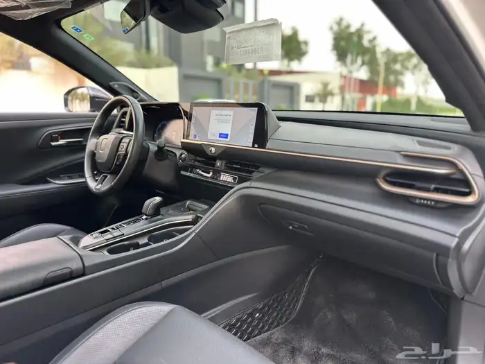 تويوتا كراون بريميوم 2023 23