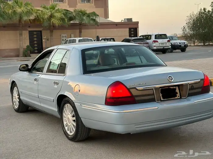 جراند ماركيز 2009 للبيع 16