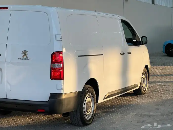 باص بيجو - اكسبيرت - 2021 -2022 - عدت موديلات 8