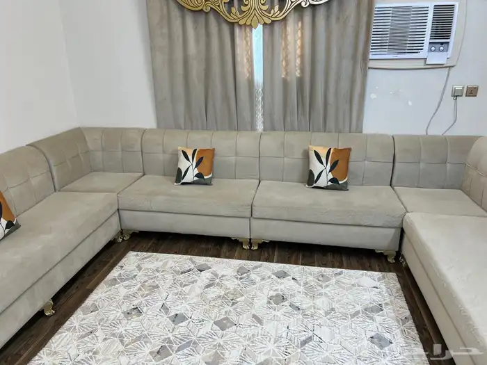 اثاث مجلس كنب 3 4 3 وستارة وطاولة شاشة 8