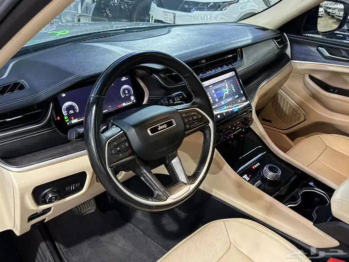 جراند شيروكي ليمتد 2022 ( سعودي بحالة الوكالة ) 15