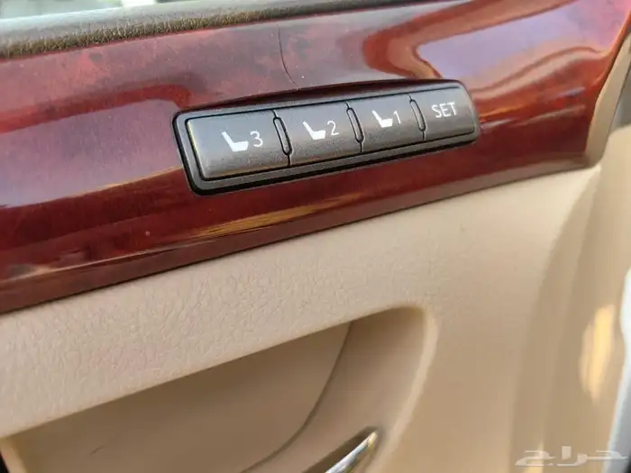 جيب لكزس 2013 570 11