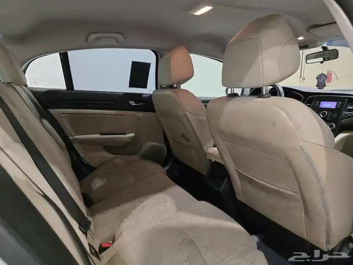 رينو ميغان موديل 2020 بحالة ممتازة 7