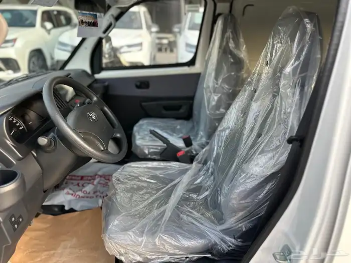 تويوتا باص 2025 لايت ايس 7