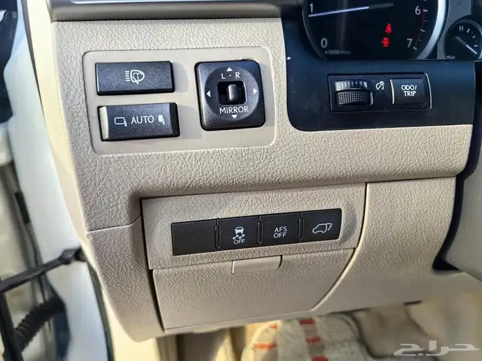 جيب لكزس 2013 570 15