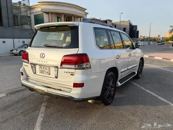 جيب لكزس 2013 570 5