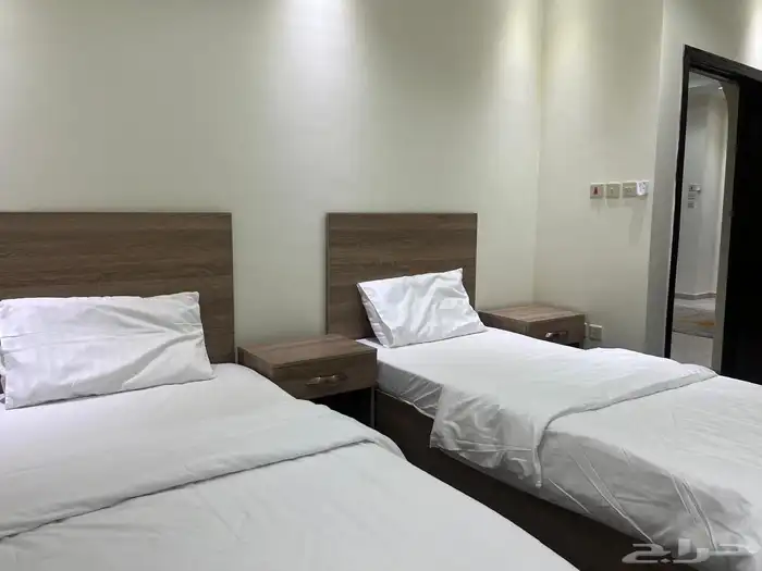 خلف الراشد مول شقق مفروشة للايجار اليومي والشهري 33