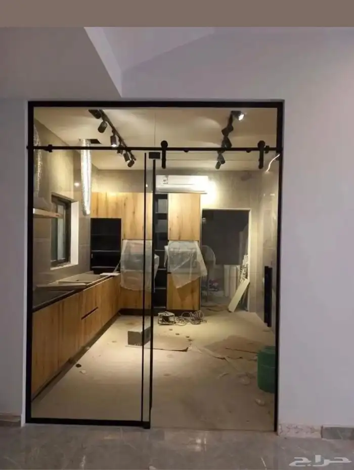 زجاج سكريت مكاتب وشوارات ودربزين وواجهات 5