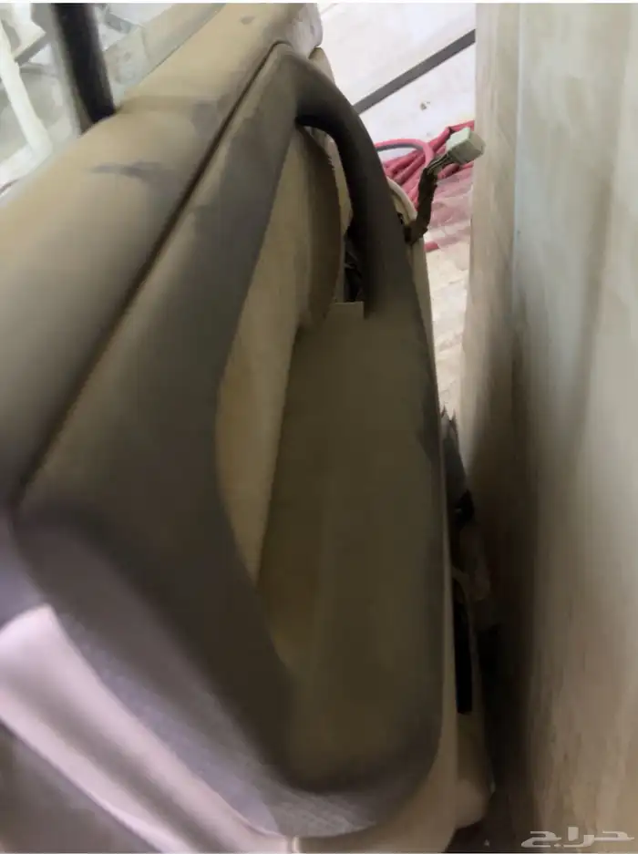 باب خلفي يسار لاندكروزر 2007 بلد 3