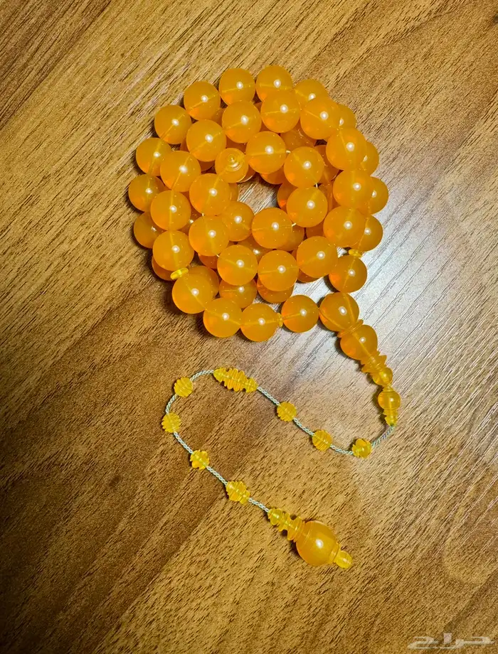 سبحة قلاليث صب قديم لون المكعبات 1