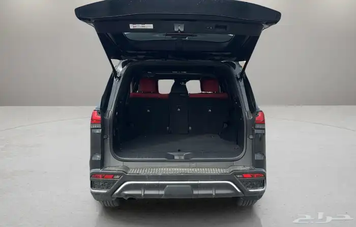 للبيع جيب لكزز LX600 موديل 2025 فئه اسبورت بسعر خرافي كندي 6