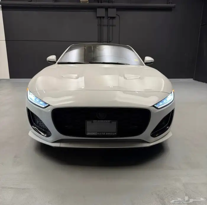 للبيع جاكور F-Type 75 موديل 2024 اصفار V8 وارد كندا 0