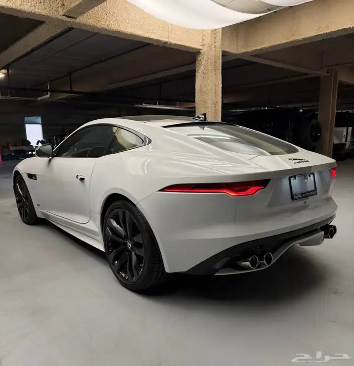 للبيع جاكور F-Type 75 موديل 2024 اصفار V8 وارد كندا 5