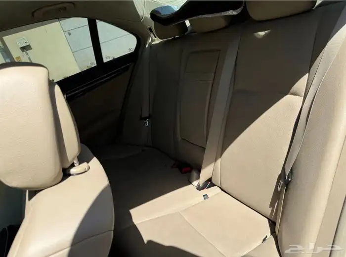 Mercedes C200 2013 164000 km 49000 SAR 8