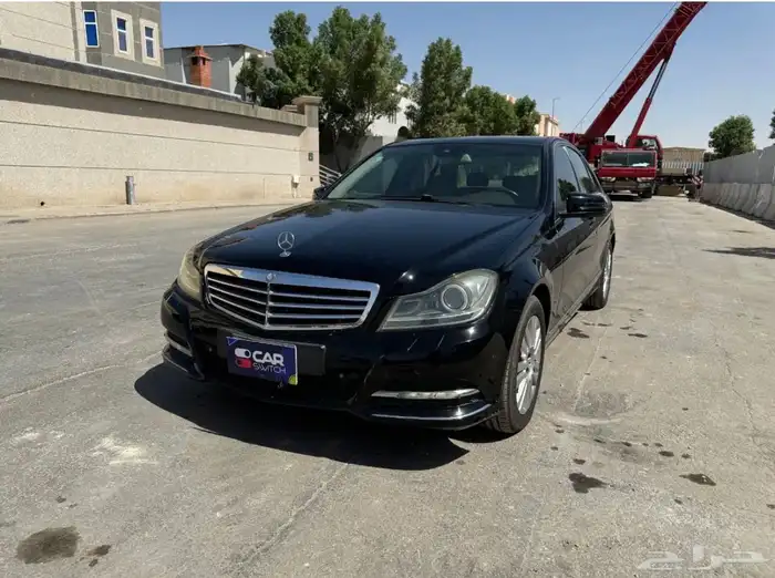 Mercedes C200 2013 164000 km 49000 SAR 2