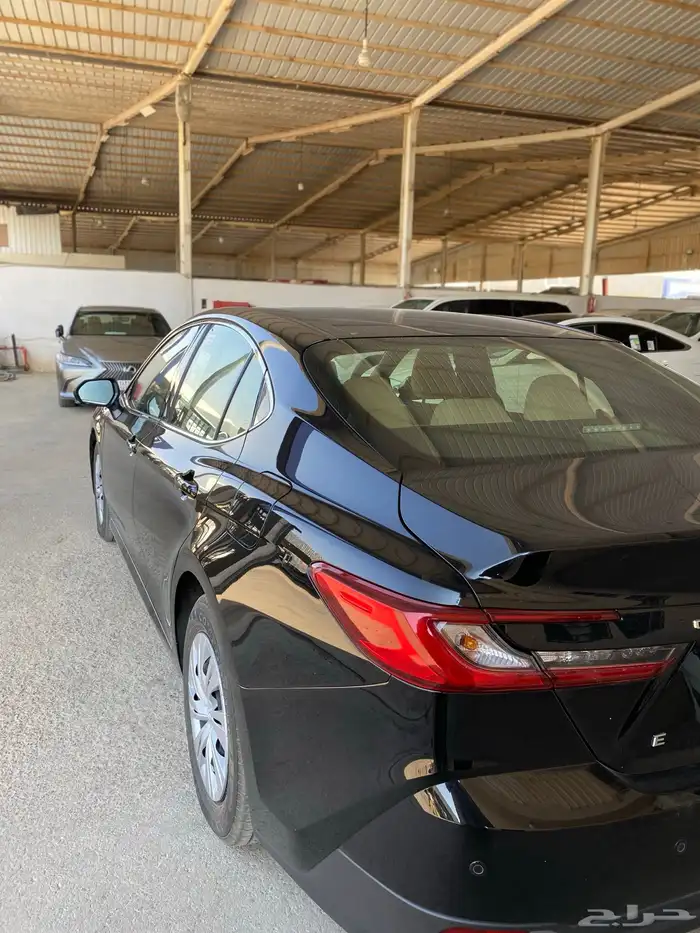 تويوتا كامرى E موديل 2025 ممشى 37 ألف كيلو متر 13